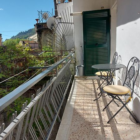 B&B Dei Doria & Suite Dolceacqua Exterior foto