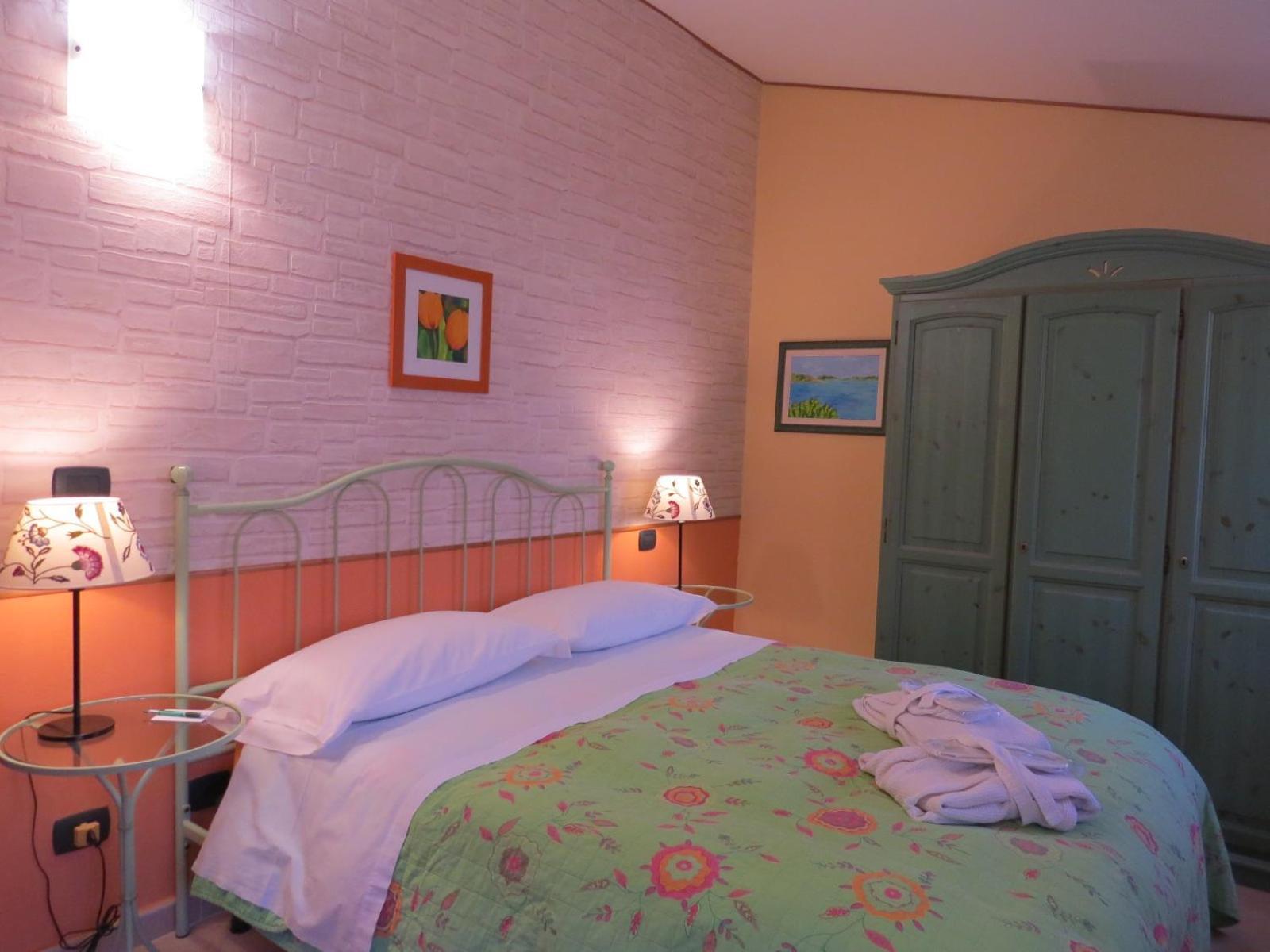 B&B Dei Doria & Suite Dolceacqua Exterior foto